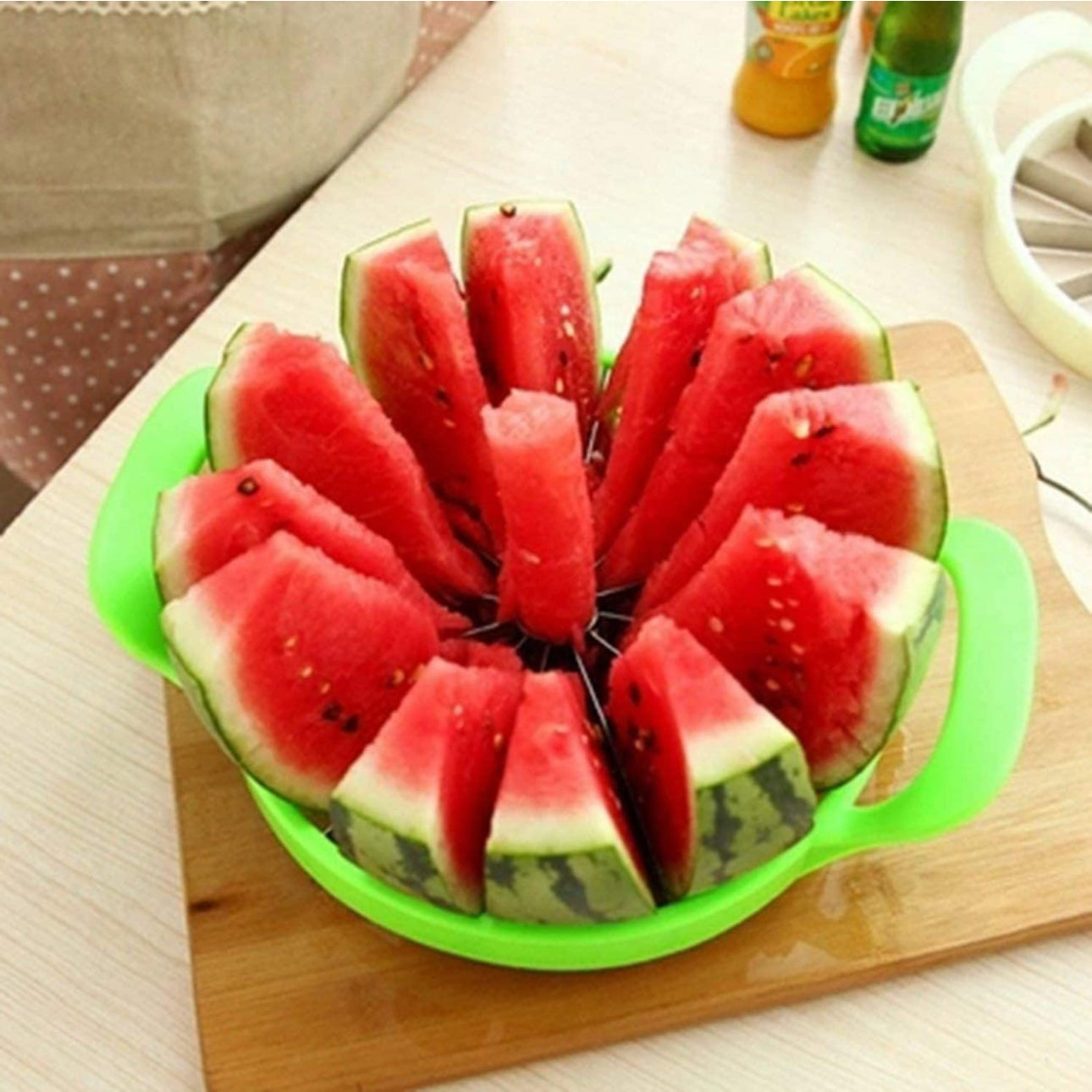 WATERMELON CUTTER CUTS AMAZING SLICES